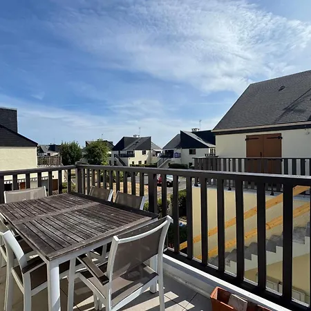 Duplex With Terrace Near * Merville-Franceville-Plage