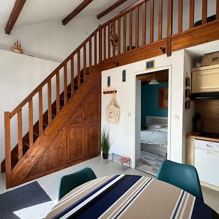 Apartment Duplex With Terrace Near